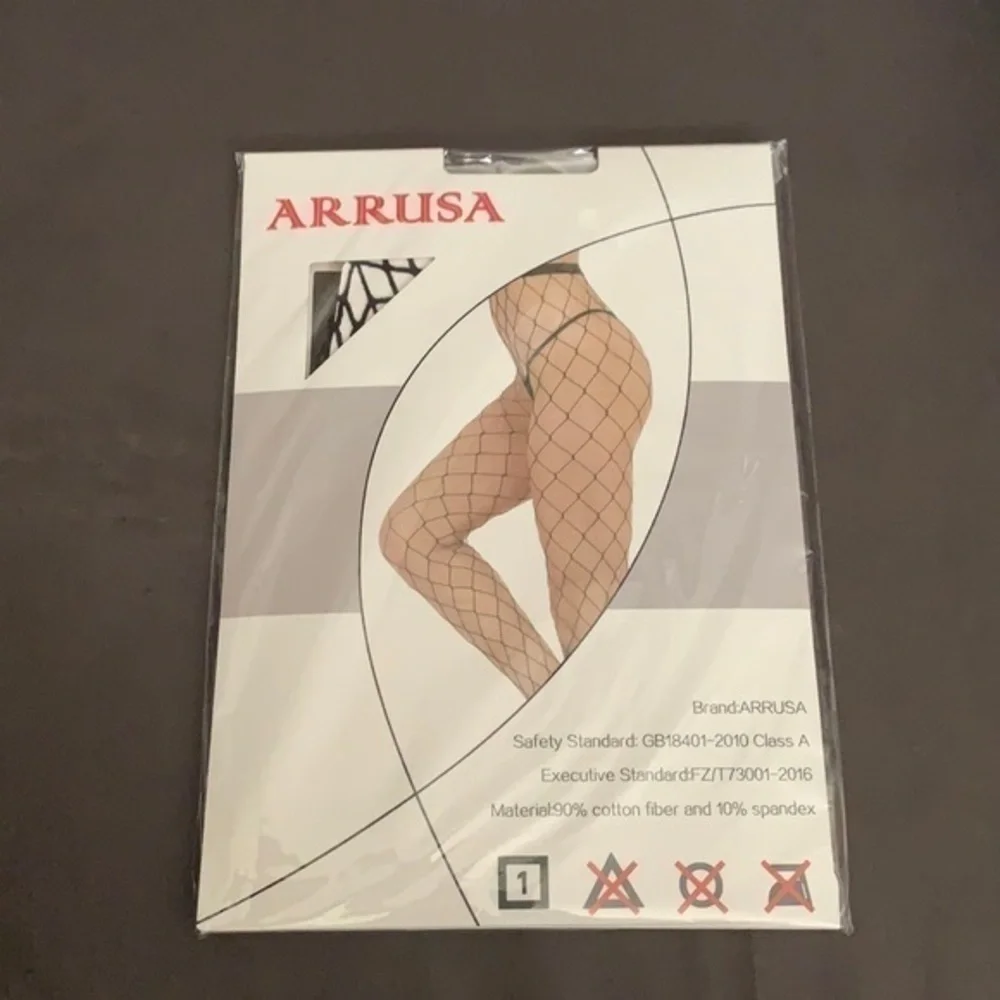 ARRUSA WOMANS BLACK FISHNET STOCKINGS